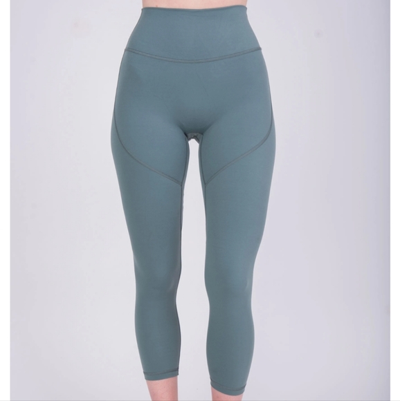 The Shelby Legging 23" - Picture 3 of 4